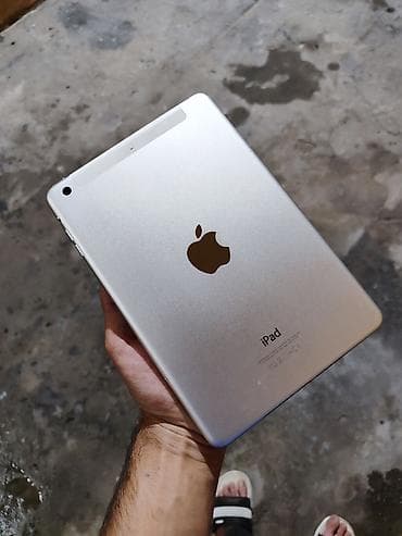 philips xenium x700: İphone İpad 3 mini ciziğı bele yoxdu tam zavoddu Tek prablem icolud — 3