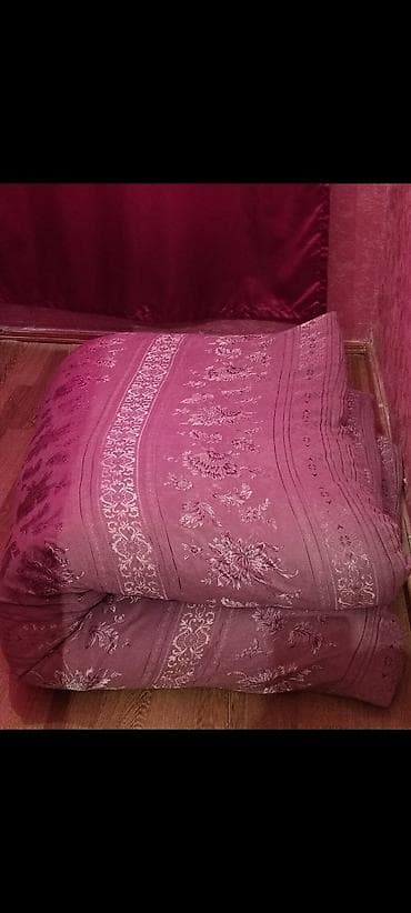 divan ustu parcalar: Böyüklər üçün İşlənmiş Yun Döşək, Ünvandan götürmə — 1