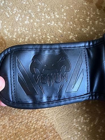 Venum boks dəsti – əlcəklər və qamışaqlar (leg/shin guards) - Brend — 6