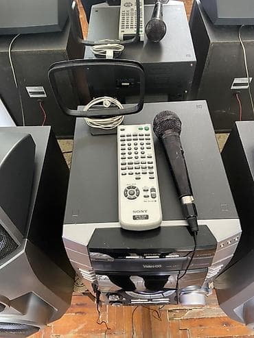 sony maqintafon: Əziz və dəyərli həmkarlarım originaldı təzə kimidi aux bluteooh var — 10