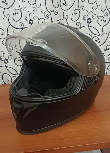 yalquzaq moto: Tam üzlü motosiklet dəbilqəsi – mat qara Xüsusiyyətlər: - Tam üzlü — 1