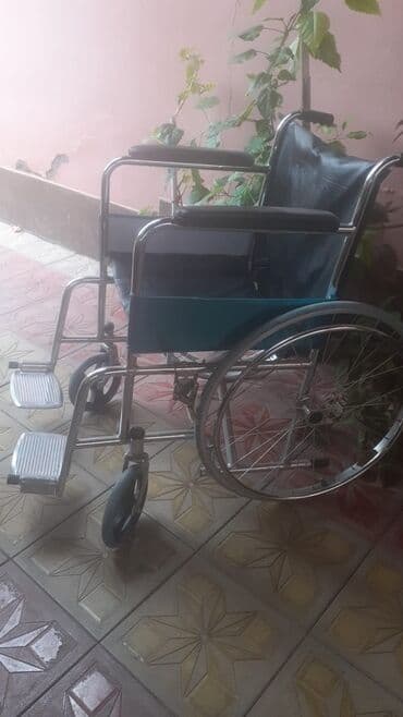 əlillər üçün: Manual əlil arabası - Konstruksiya: xromlaşdırılmış metal karkas — 2