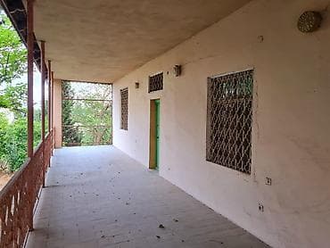 bineqedi heyet evi: 23 sot. Bilgeh 16 ci dalan. 500 min. Su quyusu var 180 kvadrat kohne — 6