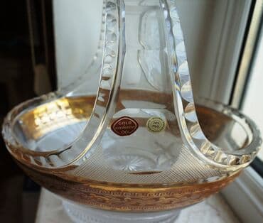 Bitkilər: Meyvə qabı Bohemia Tərkibi 24% massikot mineraldan (PbO) ibarət — 5