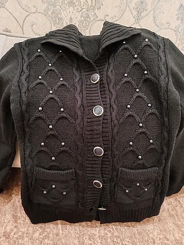 Личные вещи: Qadınlar üçün qara trikotaj kardiqan - Rəng: qara. Turkiye istehsalı — 2