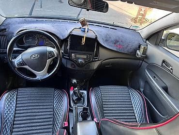 Транспорт: Hyundai i30: 1.6 л | 2010 г. Универсал — 5