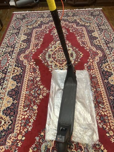 elektron skutor: Əla vəziyyətdədir,alındığı 1 ay təzə olub təcili pul lazım olduğu üçün — 6