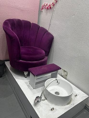 stul ikinci el: Nigar3. Pedükür kreslosu satılır əla vəziyyətdədir. 250 azn Ünvan 28 — 1