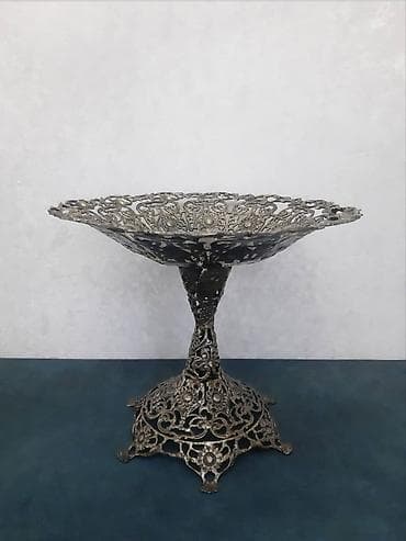 meyve dekor: Metal dekorativ meyvə qabı – ayaqlı, krujevari naxışlı - Material — 2