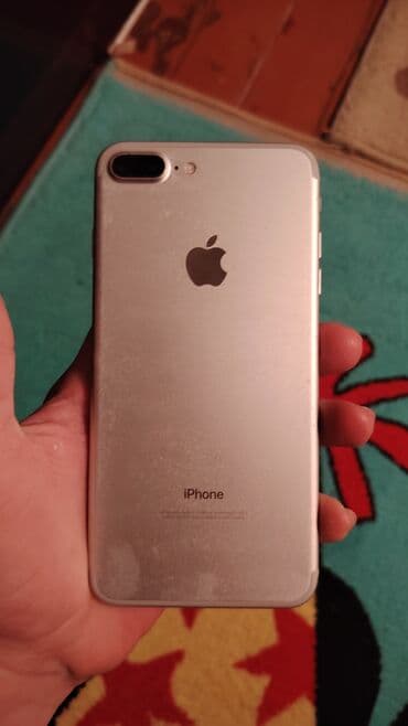 xacmaz iphone: IPhone 7 Plus, 32 GB, Gümüşü, Barmaq izi — 3