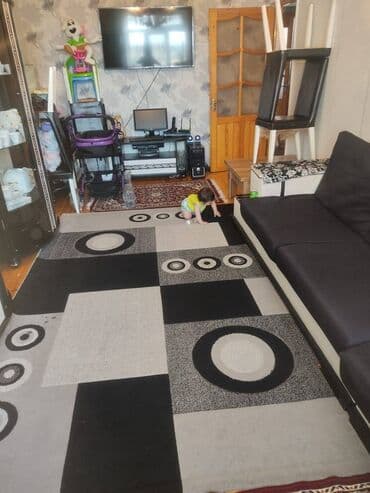 9 ci mikrorayon satilan evler: Bakı, 2 otaqlı, Köhnə tikili, m. Xalqlar Dostluğu, 52 kv. m — 2