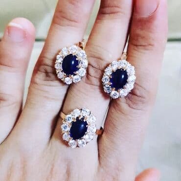 1 qram qızılın qiyməti 2024 750: Dəstə daxildir: Üzük, Sırğa, Sarı qızıl, 585 Əyar, 8500 g — 2