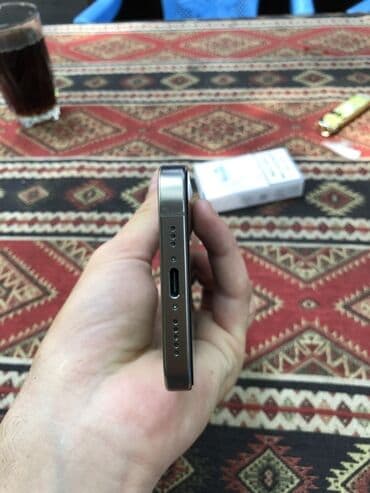 macbook pro baku: IPhone 15 Pro, 128 ГБ, Natural Titanium, Отпечаток пальца, Face ID, Рассрочка — 7