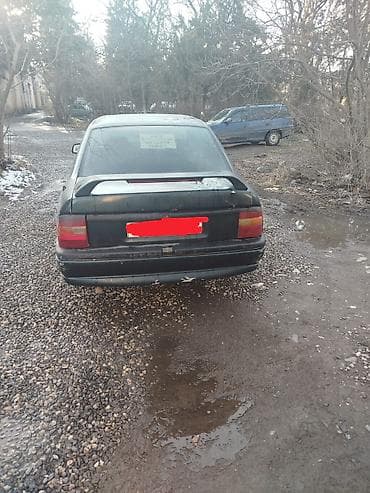 maşınlar: Opel Vectra: 2 l | 1994 il 420647 km Sedan — 2
