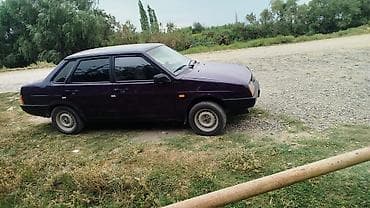 w210 salonu: LADA Samara (VAZ 21099) sedan - Kuzov: 4 qapılı sedan, tünd bənövşəyi — 2