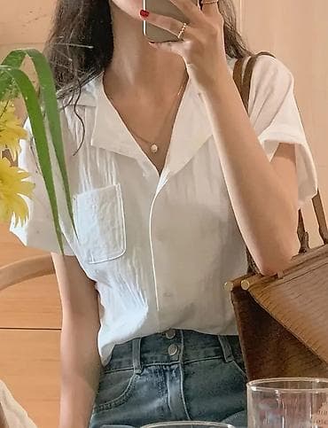 100% pambıq. Çox gözəl materialı var. Nazik, sərin. Pencək-köynək