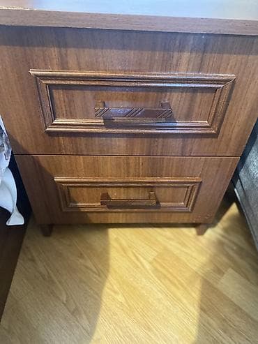 tumbucka: Taxta tumbə / komod 2 ədəd - Klassik dizayn: qoz rəngli, üzərində — 1