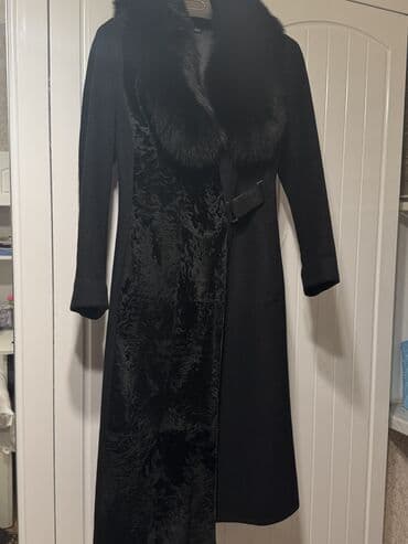 qadın gödəkçə: Qadın uzun palto – qara rəng Boynu temiz karakul 38 razmer Ici — 10