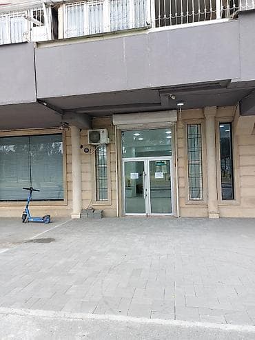 kirayə bina: Təbriz küçəsinin ən hərəkətli və prestijli hissəsində, əsas magistral — 3