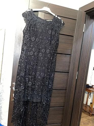 nişan gulu: Ladyform markalı qadın geyimi – krujeva detallı qara ziyafət paltarı — 3