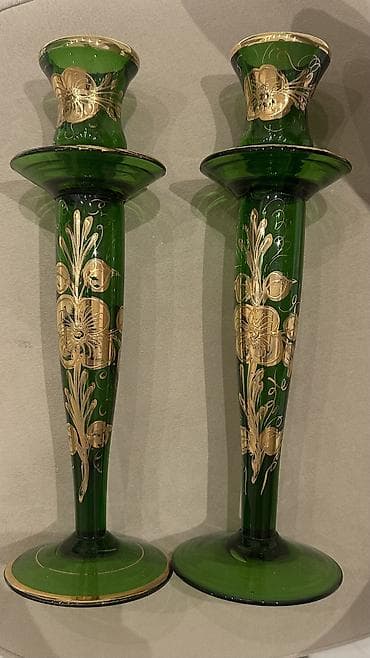 şamdam: Yeni stəkan dəsti 6 ədəd və iki şamdan satılır. Razılaşma qiyməti ilə — 2