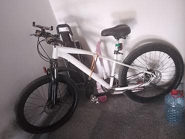 ağ klarnet: Şəhər və yüngül off-road üçün dağ velosipedi - Rəng: ağ gövdə, qara — 1