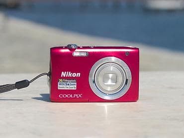 Nikon fotoaparat. xanimlar üçün əla seçimdir. 20 Meqapiksel çəkiliş