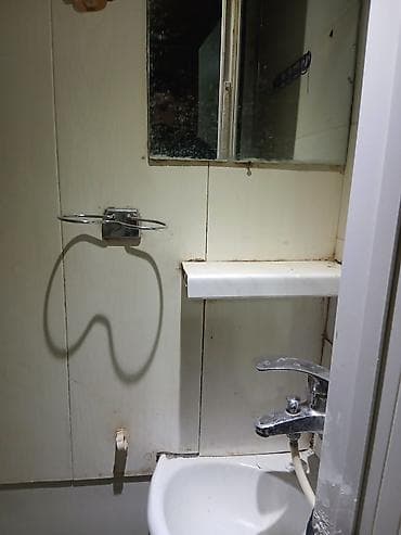 1 комнатная квартира студия: Nzs-də 1 otaqlı ev kirayə verilir. Blok tipli apartman ev. 22,15 — 6