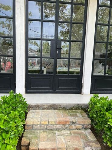 pencere qapi: Şəbəkəli Plastik Qapı Pəncərə Sigarişi — 8