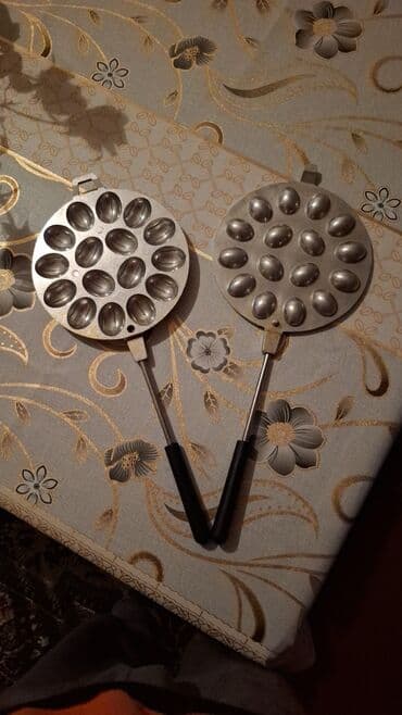 Buxarlı bişiricilər: Qoz formalı peçenyelər hazırlamaq üçün nəzərdə tutulmuş bu qaz üstü — 1