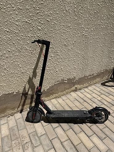 electrikli scooter: İşlənmiş Elektrik samokat ≤ 5", 251 - 350 Vt, 26 - 35 km/s, Ünvandan götürmə — 5