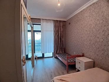 sumqayitda esyali kiraye evler: Sumqayitda bulvara yaxin bina evi 14/13 2 otaq ewyali kiraye verilir — 3