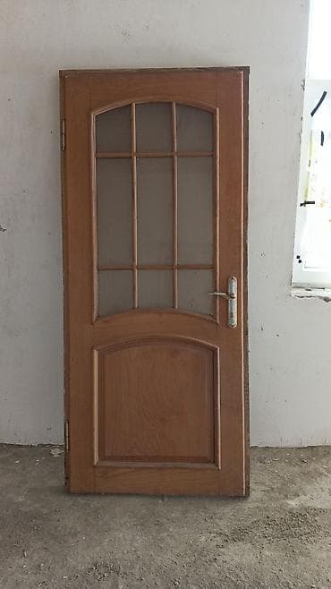 pencere qapi: Taxta iç qapı – şüşəlidir - Material: təbii ağac (klassik naxışlı) — 2