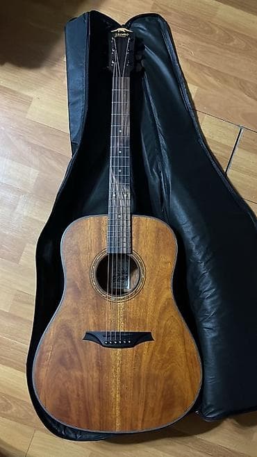 Akustik gitara – dreadnought korpus - Brend/model: Stenz (başlıqda