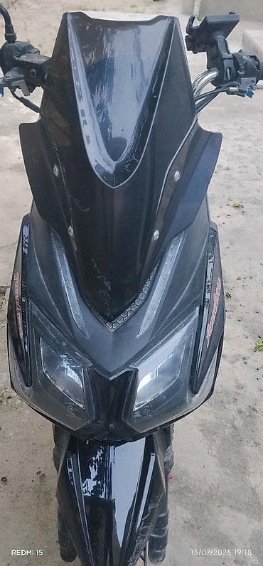 ucuz scooterlar: Freedom jet 49 mopedi ucun on hisse kirlo qarisiq 150 azn faralar led — 1