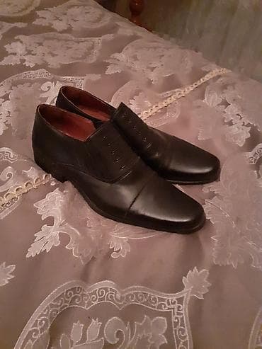 Gencede satilir deri ayaqabi Moskvadan alinib yenidir