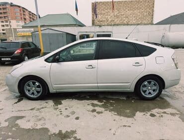 ucuz motolar: Toyota Prius: 1.5 l | 2007 il Hetçbek — 9