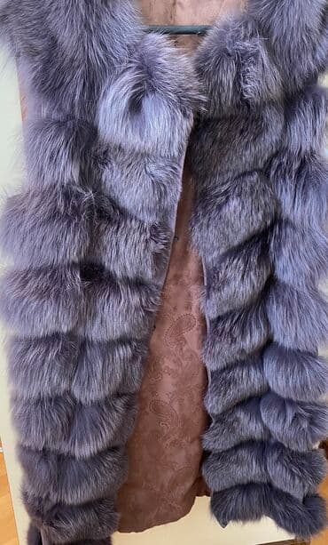 женские меховые жилеты: Жилеты, безрукавки — 6