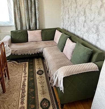 Asia: SaraesiDivan satilir. Acilmir baza yoxdu. *Qiymeti 220 Azn.* Unvan — 1