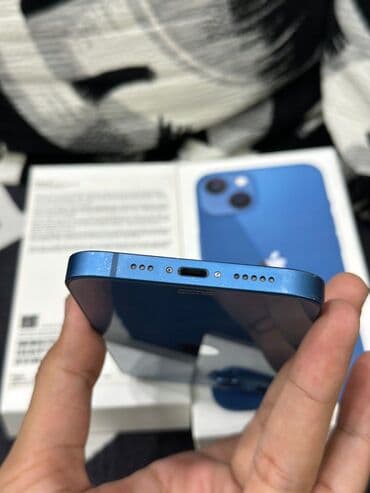 blackberry key: IPhone 13, 128 GB, Mavi, Face ID — 5