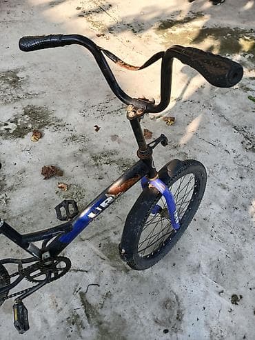 Uşaq dünyası: İşlənmiş İki təkərli Uşaq velosipedi 20", sürətlərin sayı: 1, Ünvandan götürmə — 4