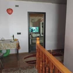 5 mkr satilan evler: 4 otaqlı, 220 kv. m, Kredit var, Orta təmir — 6