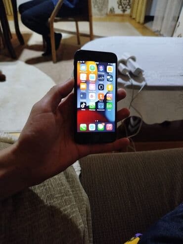 dubay tel: IPhone 7, Qara, Barmaq izi — 3