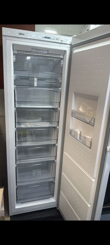 derin dondurucu mini: Dondurucu Atlant firmasinin istehsali -24 dərəcəyəcən donduran — 2