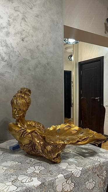 Fiqur, rəng - Qızılı