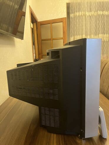 jvc maqnitola: Jvc Super Multi satılır, yaxşı vəziyyətdədir, pultu işləyir, divardan — 2