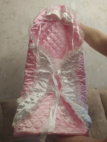 пуховые конверты для новорожденных: Bu çəhrayı rəngli, yorğan tipli bələk körpələri rahat və isti saxlamaq — 1