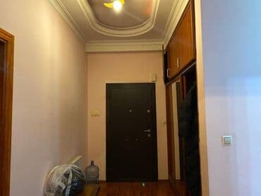 2 otaqlı mənzil vasitəçisiz: Nərimanov rayonu Təbriz küşəsində 18 mərtəbəli binanın 18 ci — 10