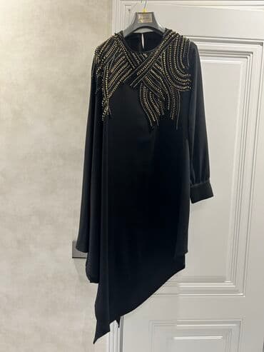 4xl nece razmerdi: Don 44-46 raZmerdi üstü el iwidi 300 azn almiwam 85 azn satilir — 1