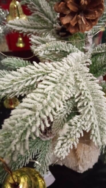 новогодняя елка: Ёлка искусственная новая 57 см продаёттся с игрушками — 5